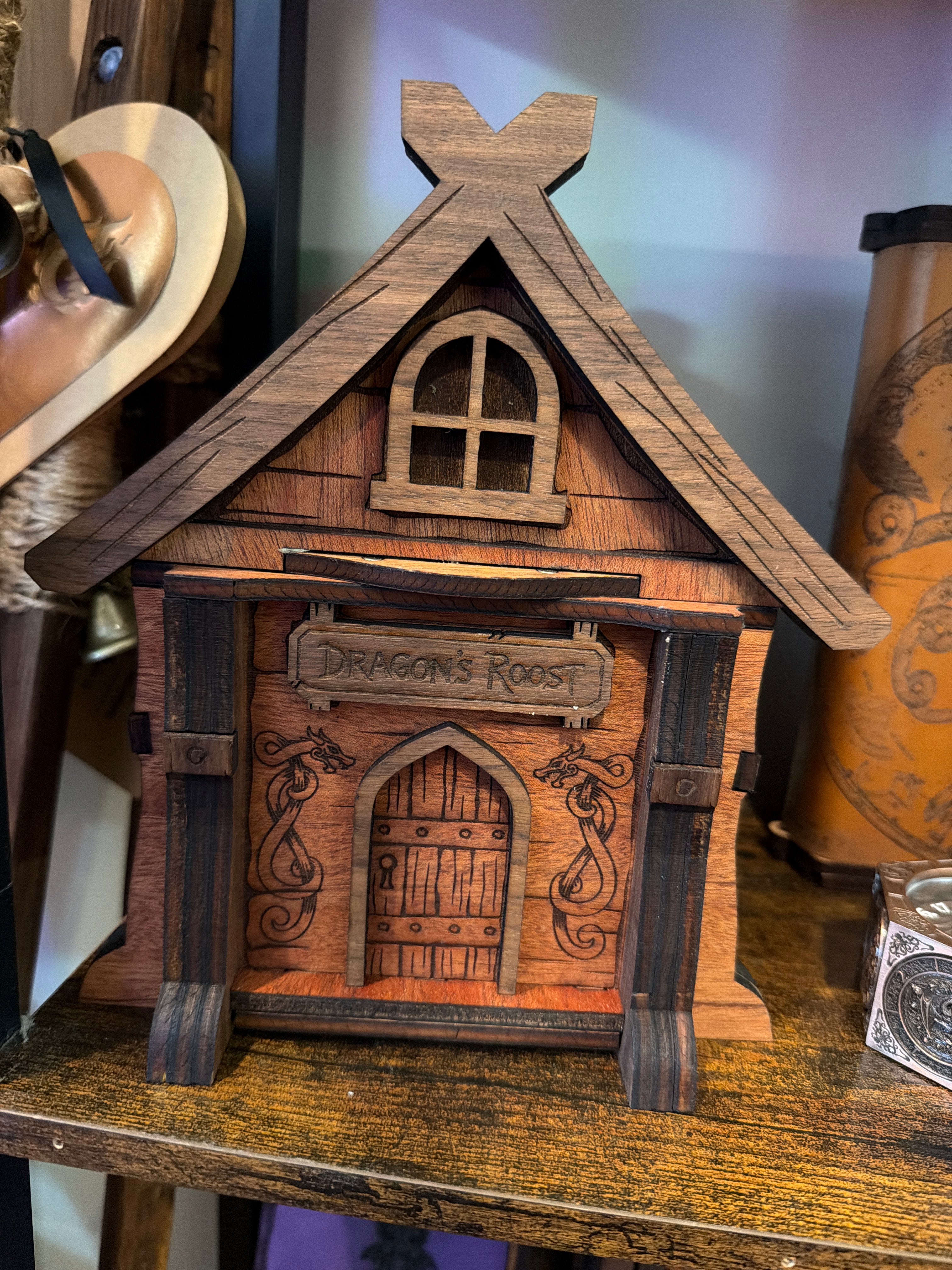 Minx Manx Monks: Dragon's Roost Magnetic Box