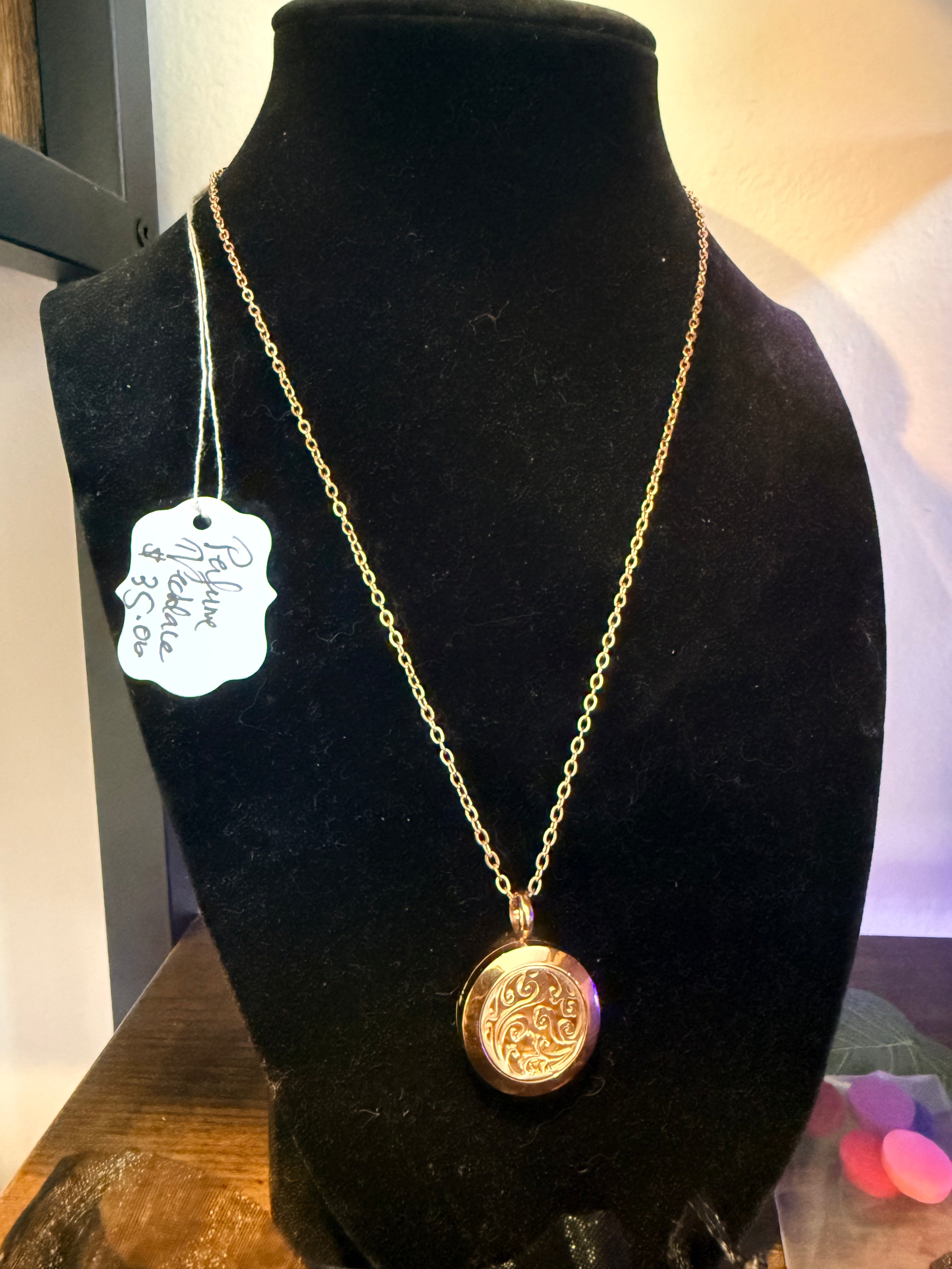 Kulli: Elias Feghaly: Perfume Necklace