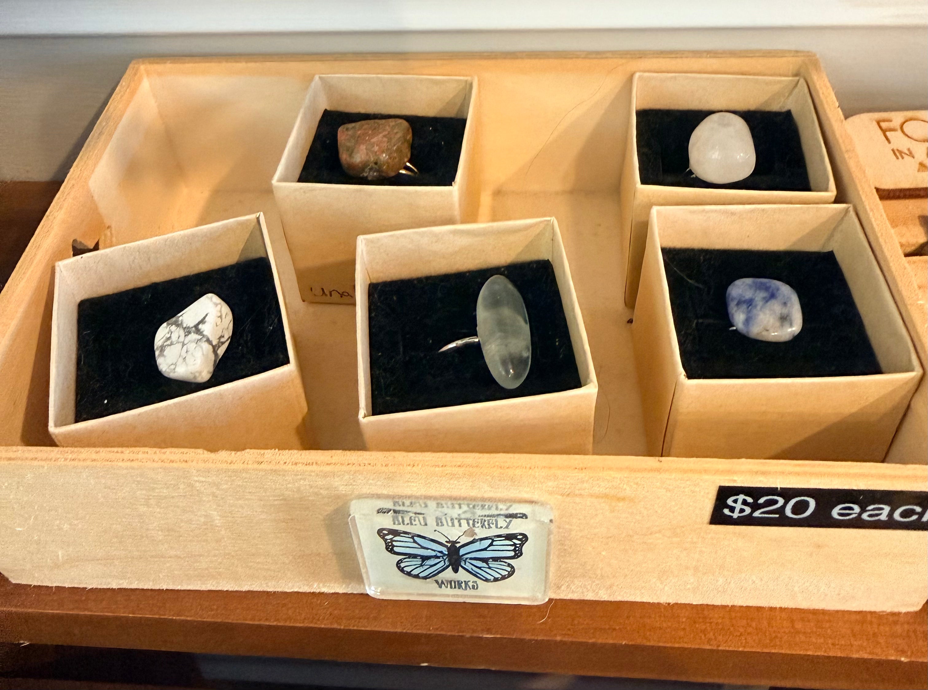 Jada Lynn Dixon: Bleu Butterfly Works: Rings