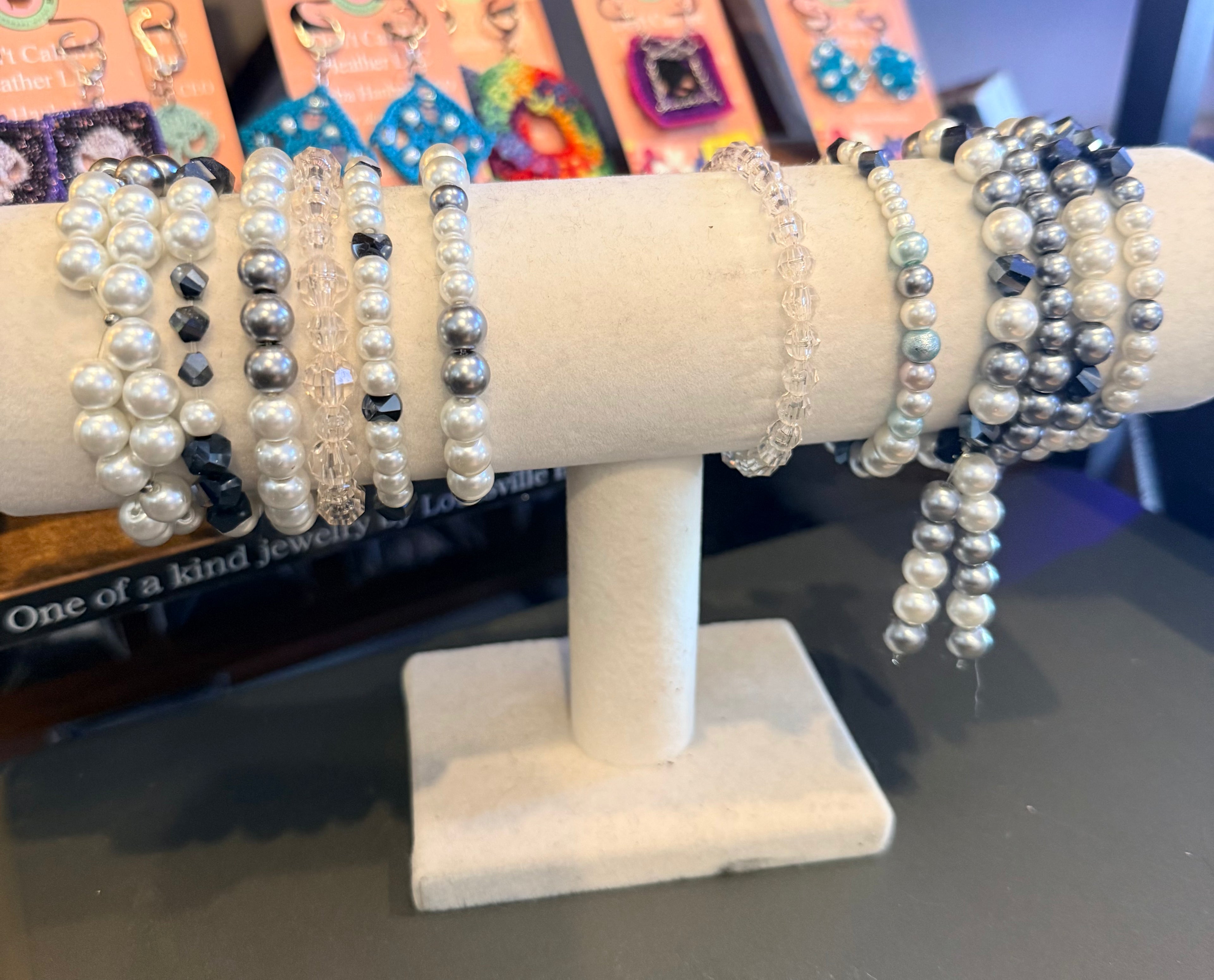 Miraidis Aguilera: Stretch Bracelets