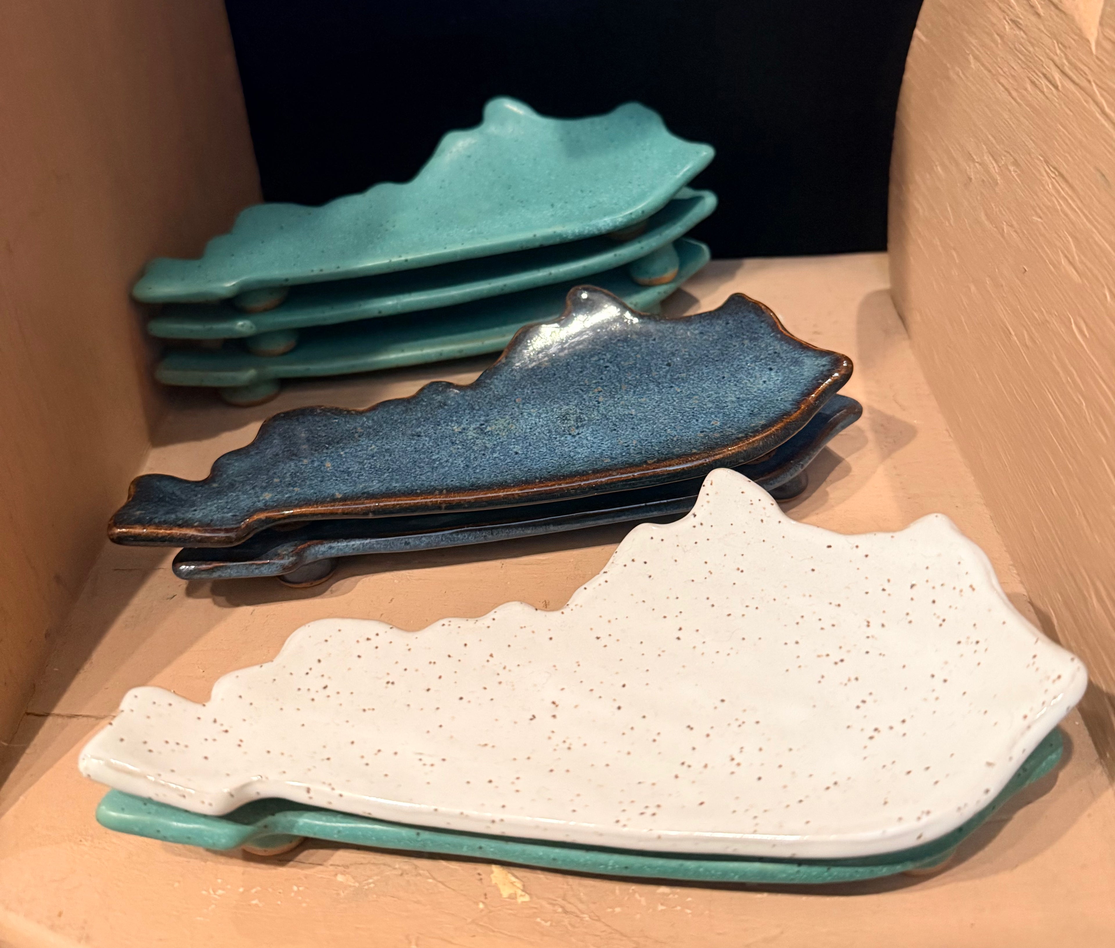 Karen Wyssbrod: Kentucky Shaped Ceramic Tray 7"