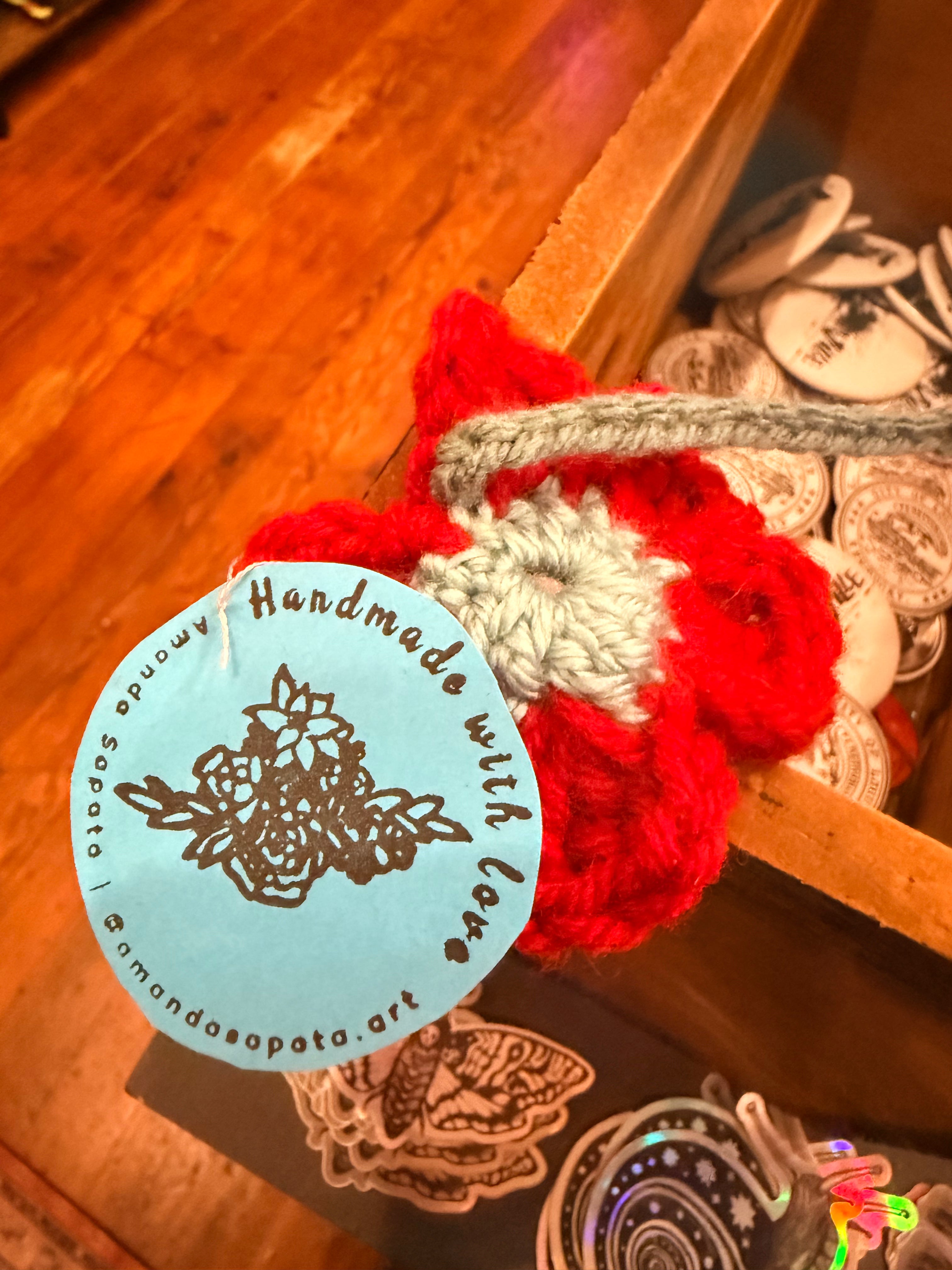 Amanda Sapata: Crochet Flower Bookmarks